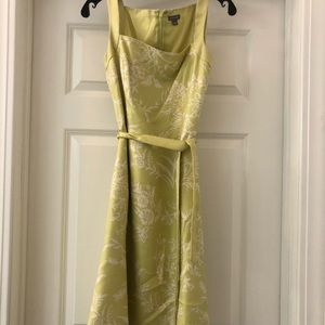 Ann Taylor fit n flare dress. Sz 4